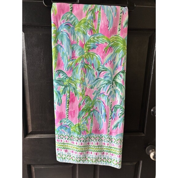 Preppy Palm Beach Oversized Pool/Beach Towel Suite View Pink Green Palm Tree - Picture 1 of 8